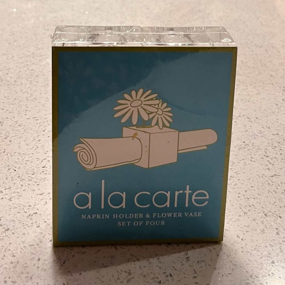 12 A La Carte Napkin Holder & Flower Vase Set